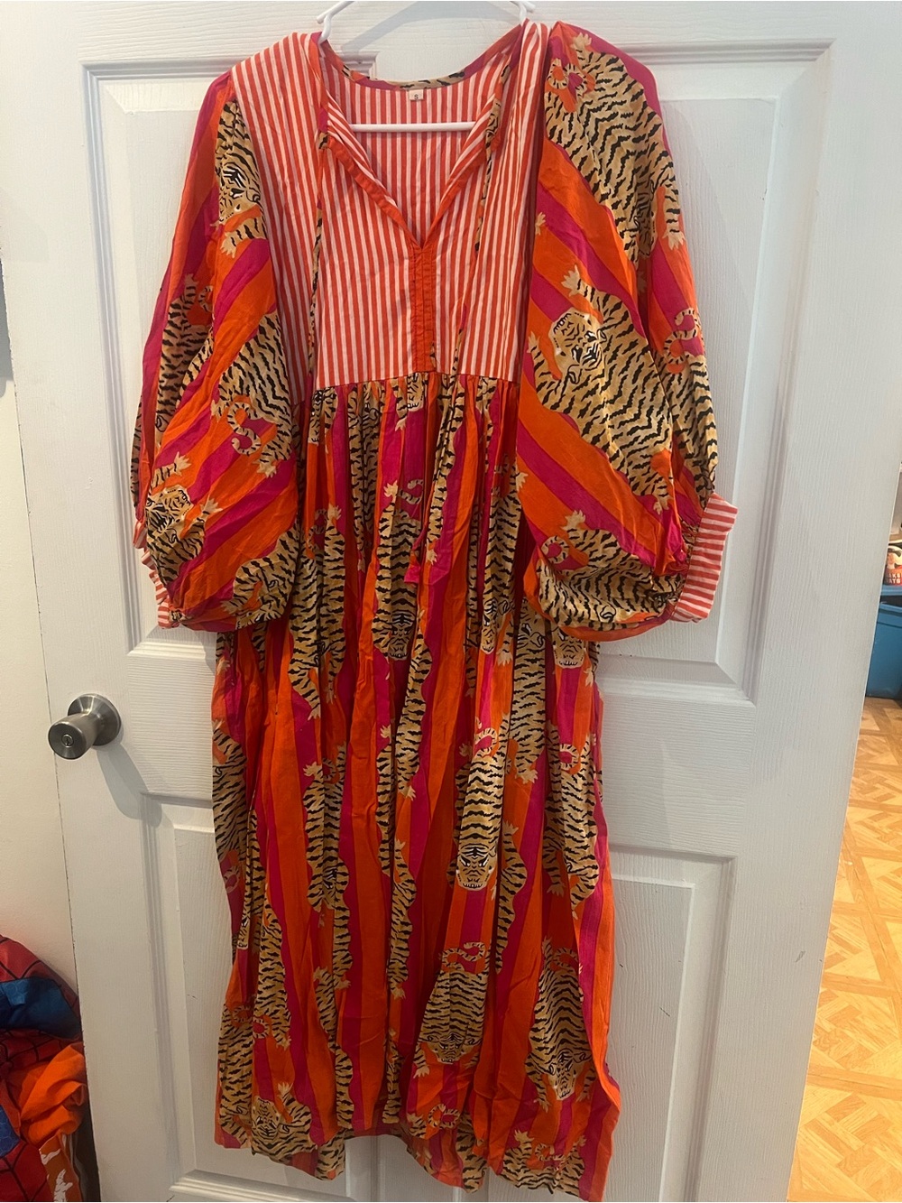 Boho Tiger-Stripe Puff-Sleeve Maxi Dress in Orange & Pink sz S